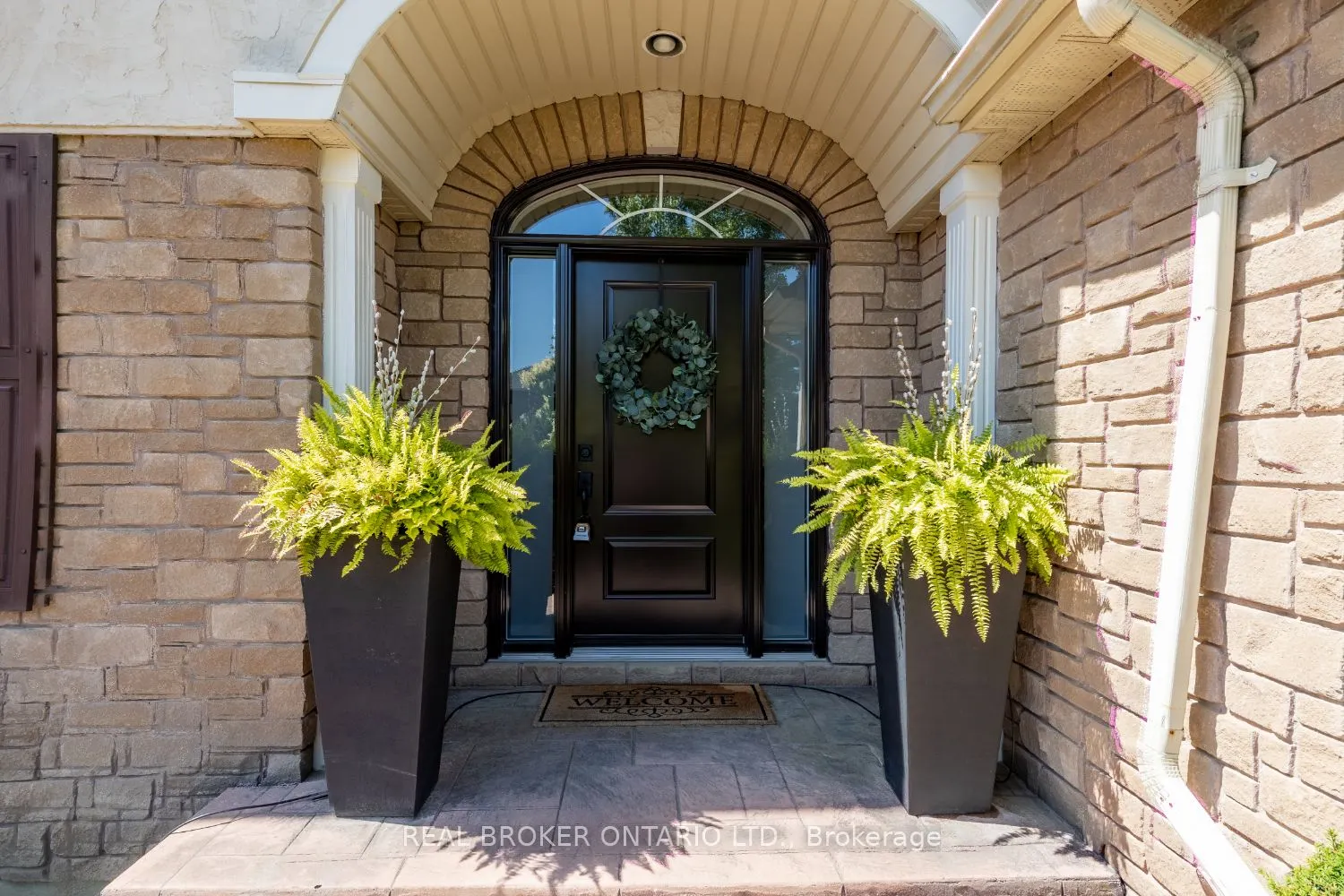 24 Worthington Drive