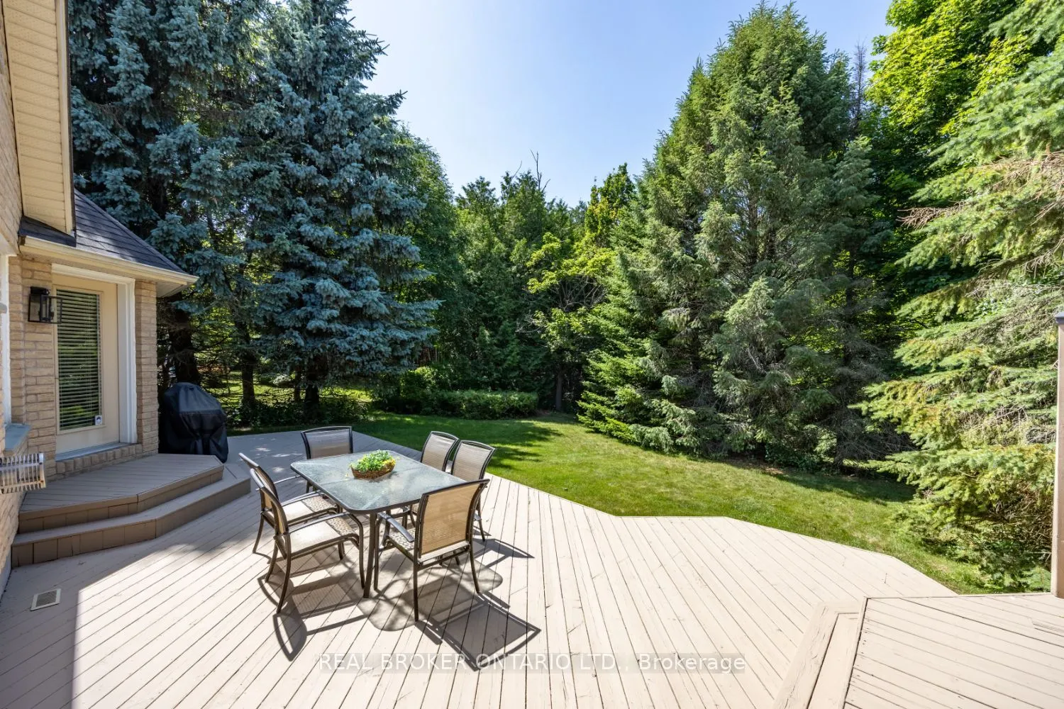 24 Worthington Drive
