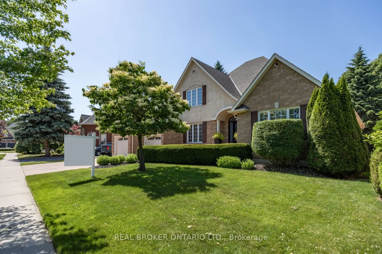 24 Worthington Drive