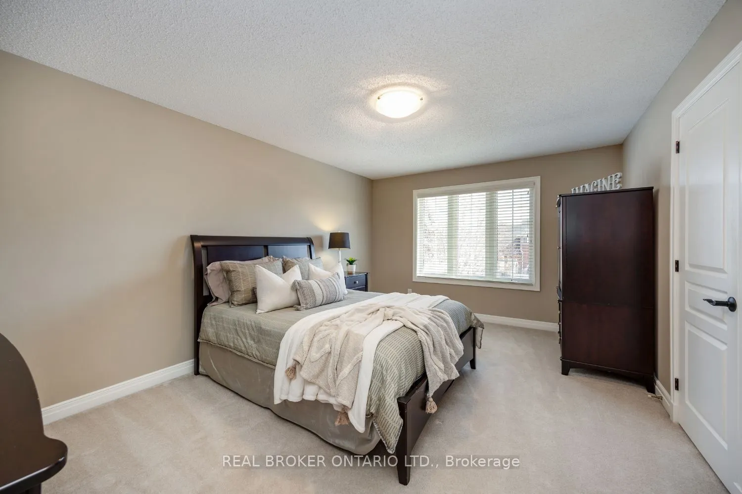 24 Worthington Drive