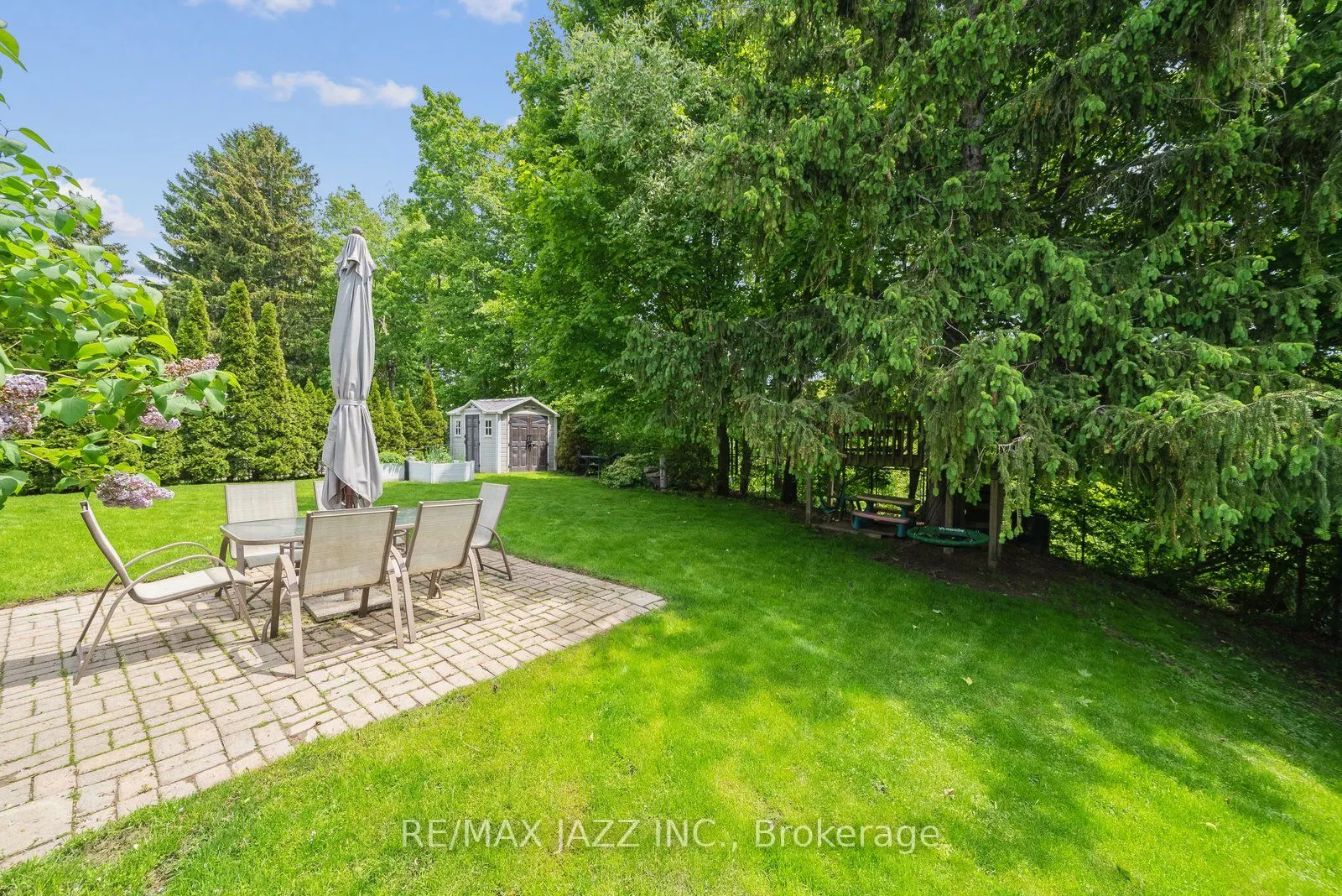 19 Valleycrest Drive