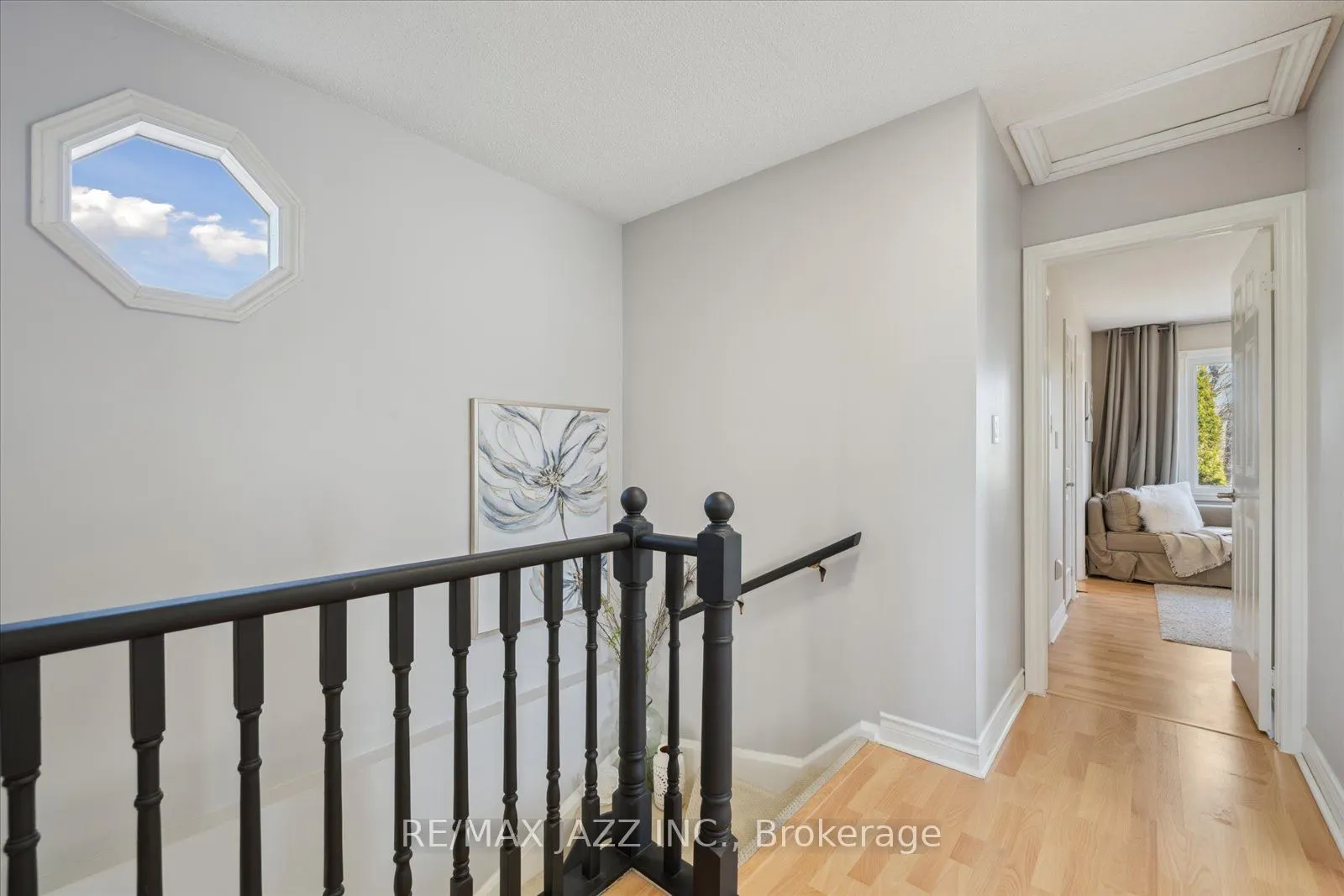 19 Valleycrest Drive