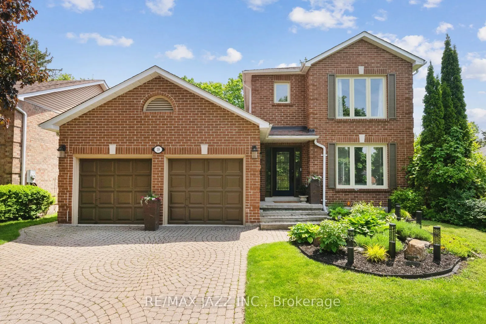 19 Valleycrest Drive