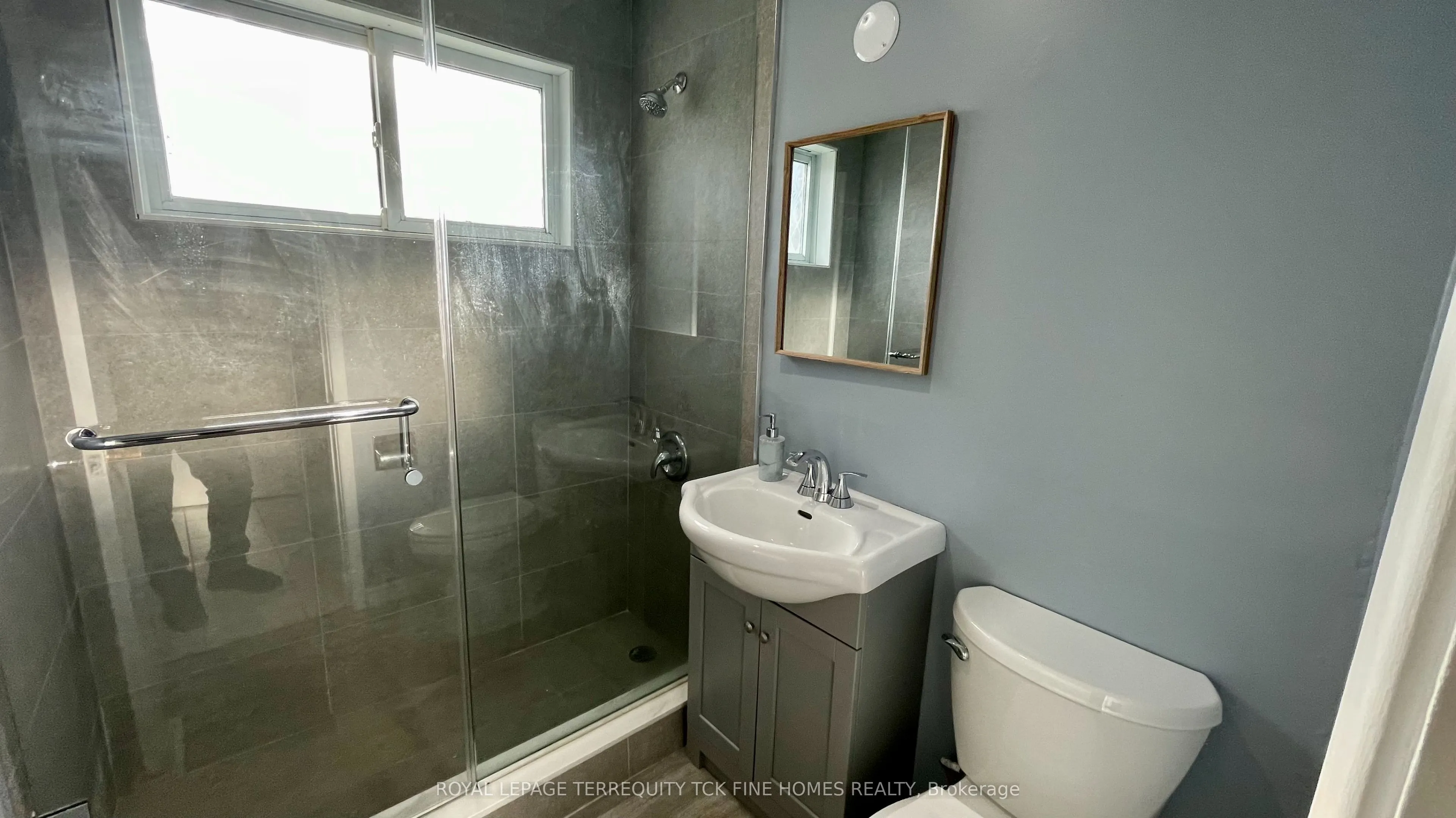 3 Ivordale Crescent, #Upper