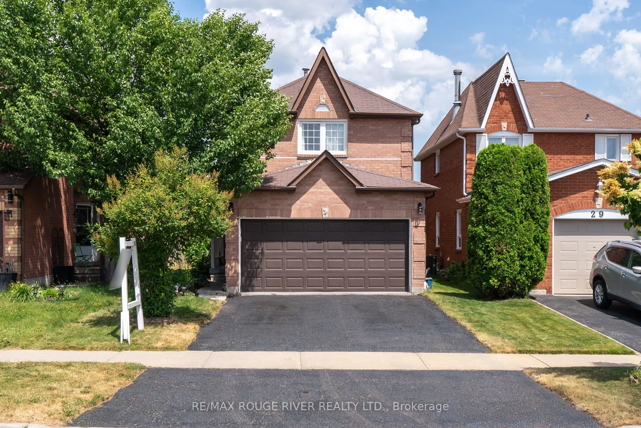 31 Sharp Crescent