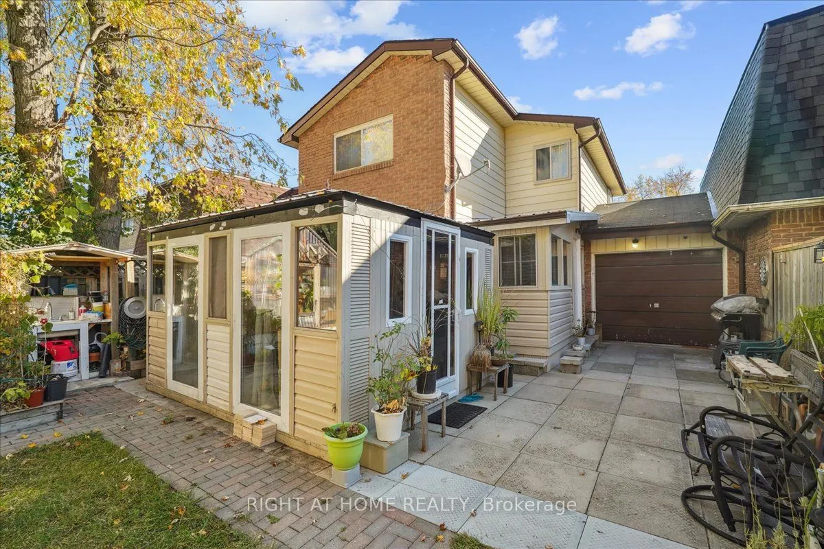 48 Ardgowan Crescent