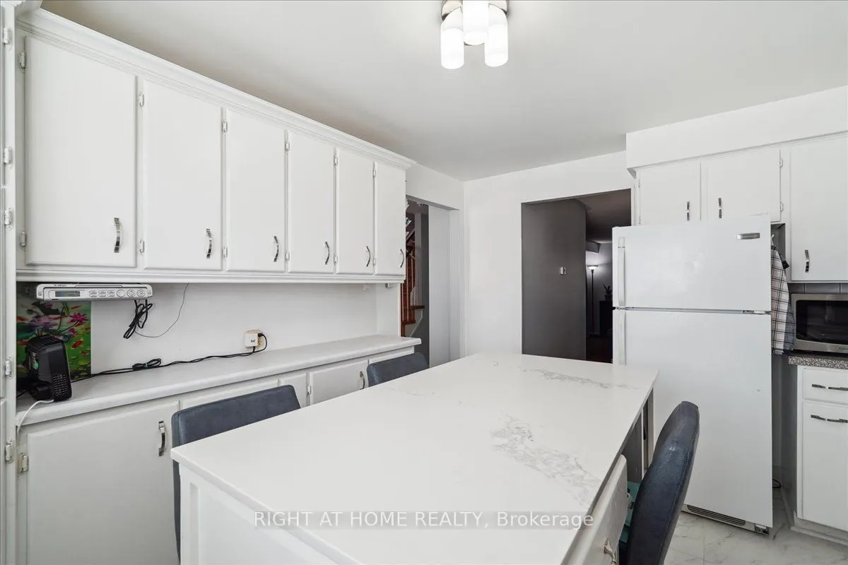 48 Ardgowan Crescent