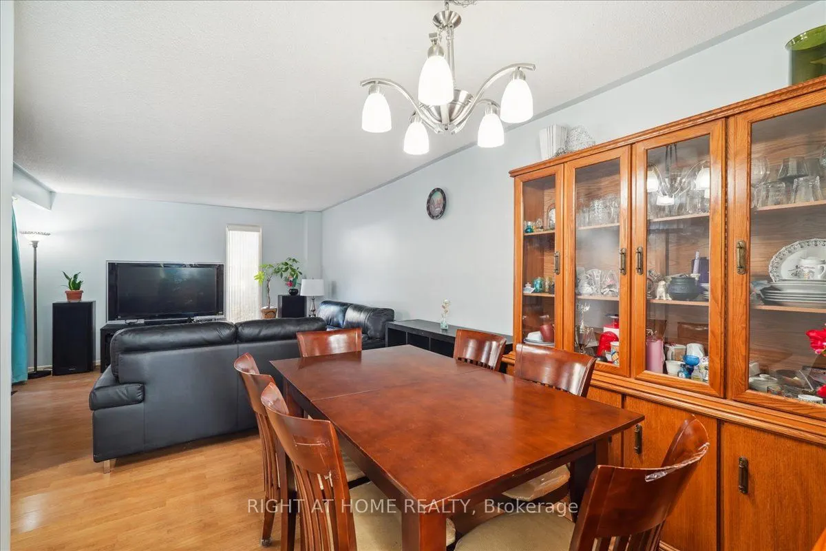 48 Ardgowan Crescent