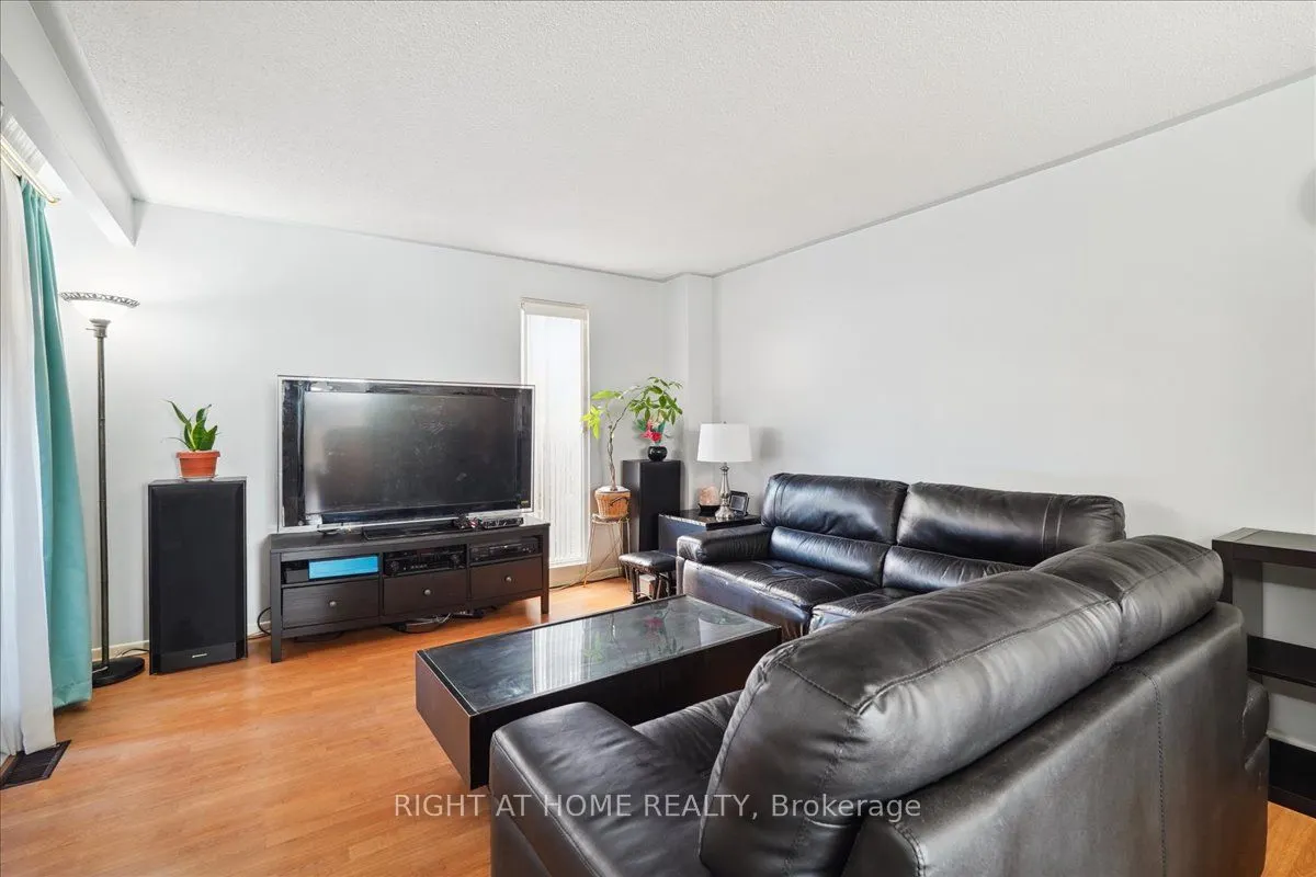 48 Ardgowan Crescent