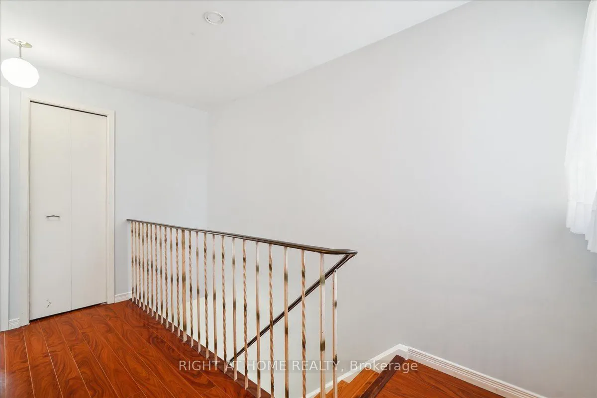 48 Ardgowan Crescent