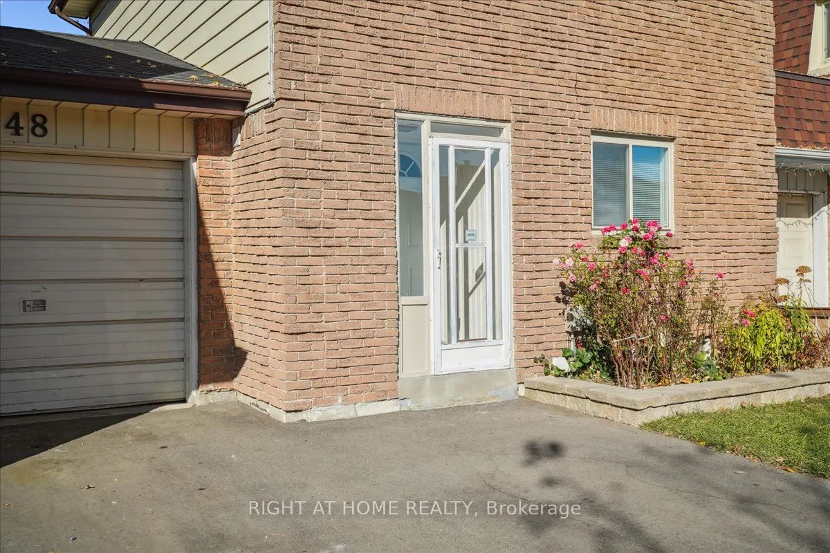 48 Ardgowan Crescent