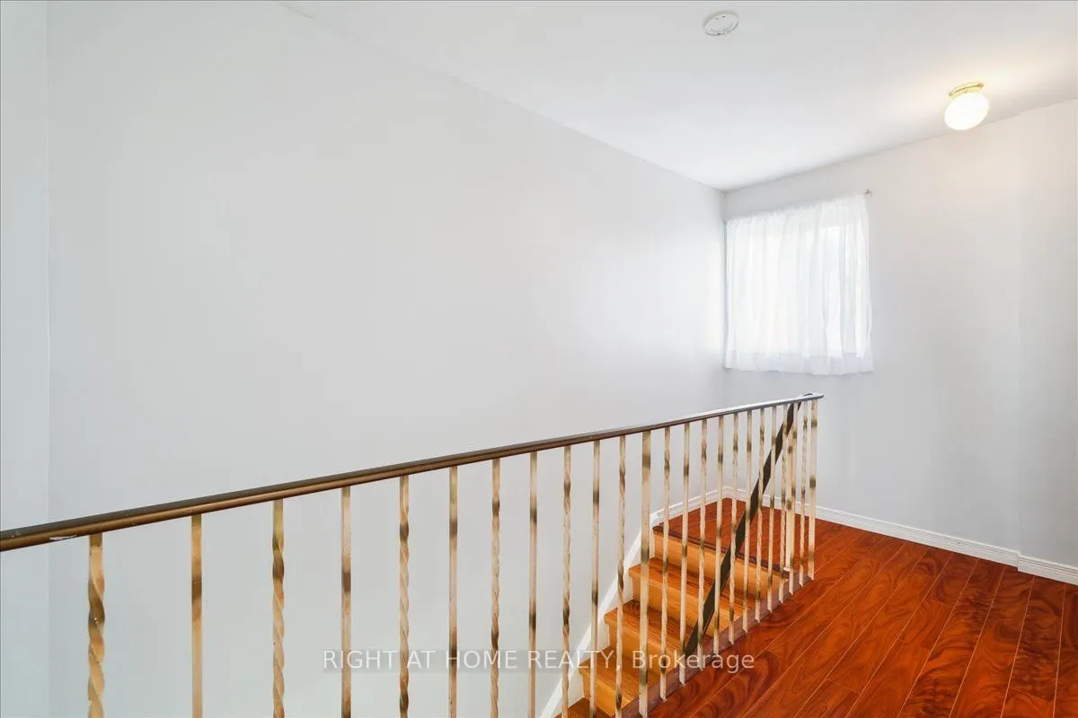 48 Ardgowan Crescent