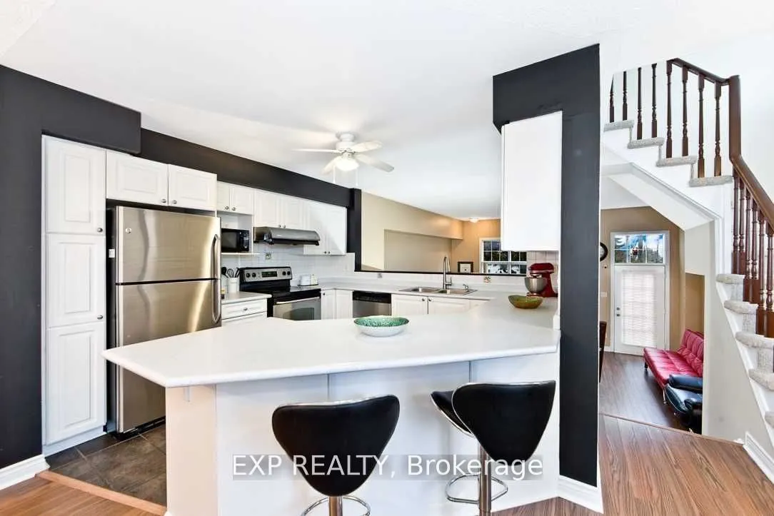 39 Guildpark Pathway, #39