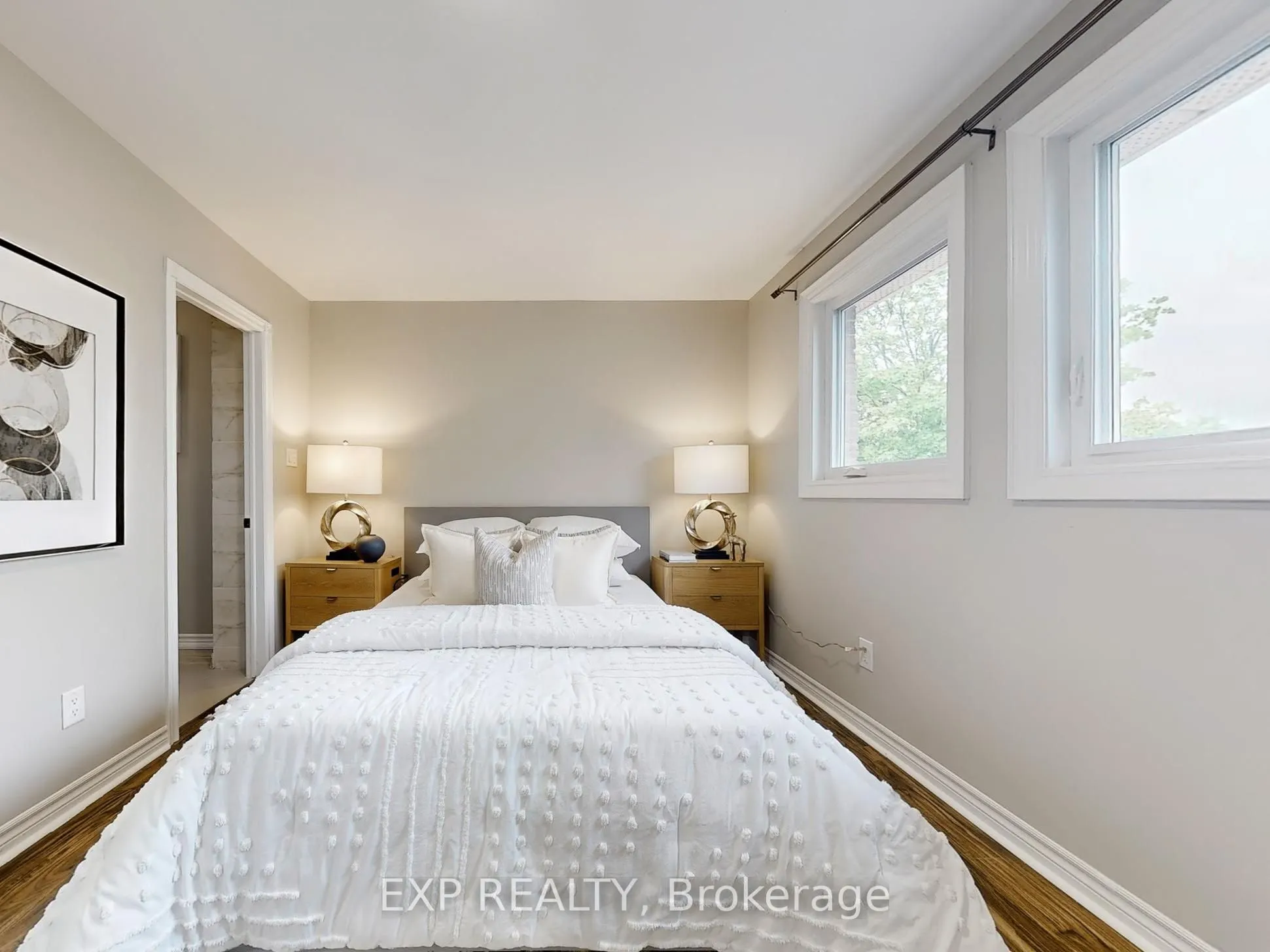 19 Kenscott Road