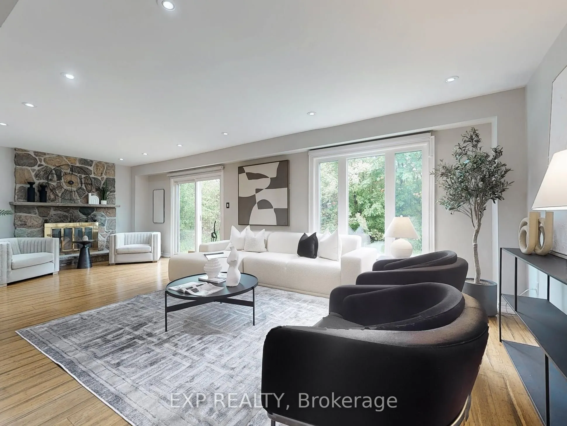 19 Kenscott Road