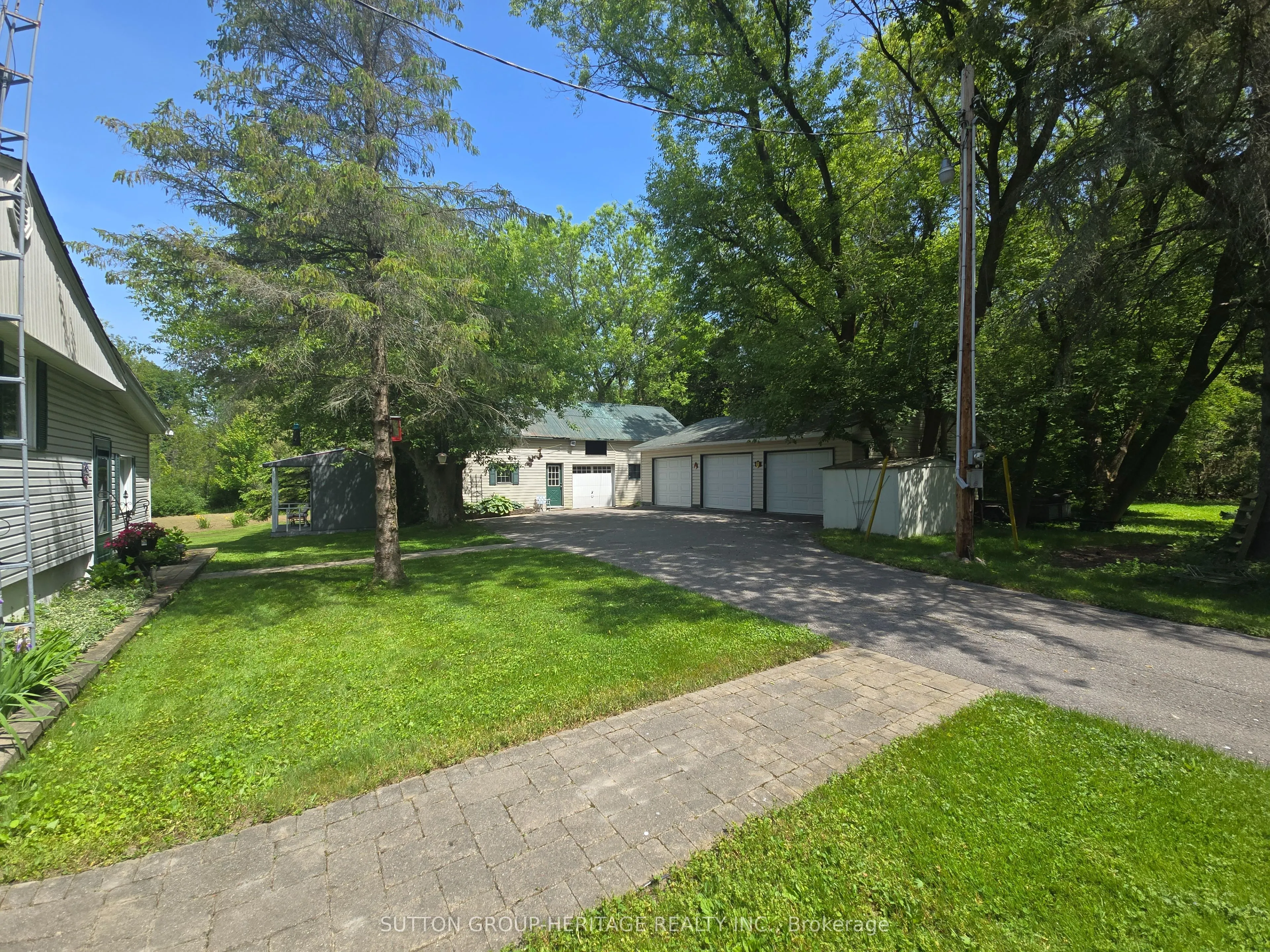3652 Concession 4 Road