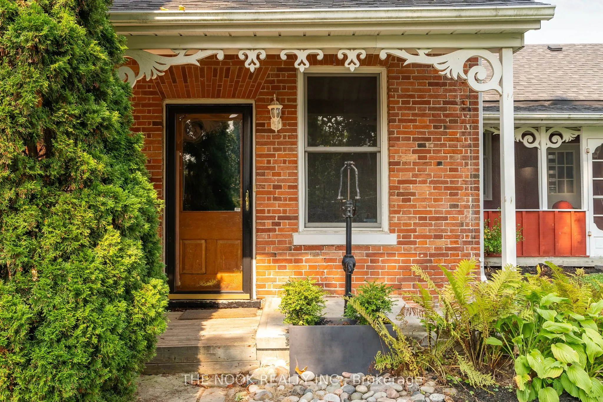 227 Scugog Street