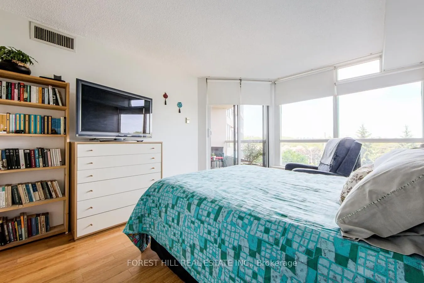 10 Guildwood Parkway, #717