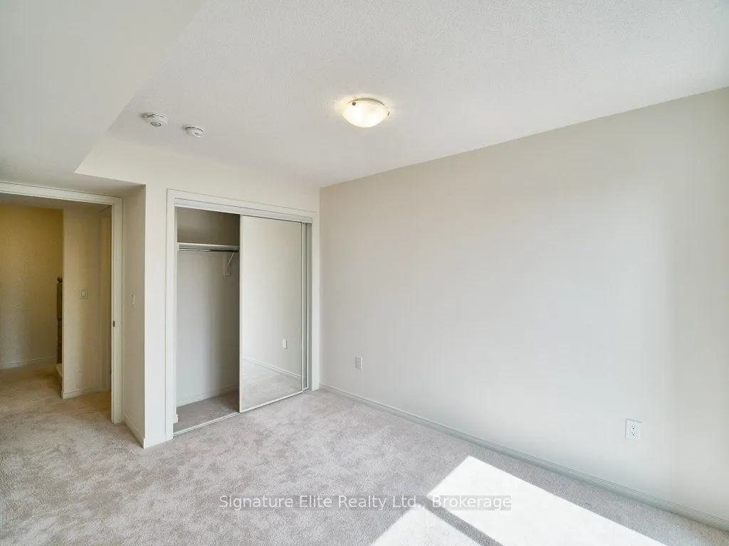 515 Kingbird Grove, #303