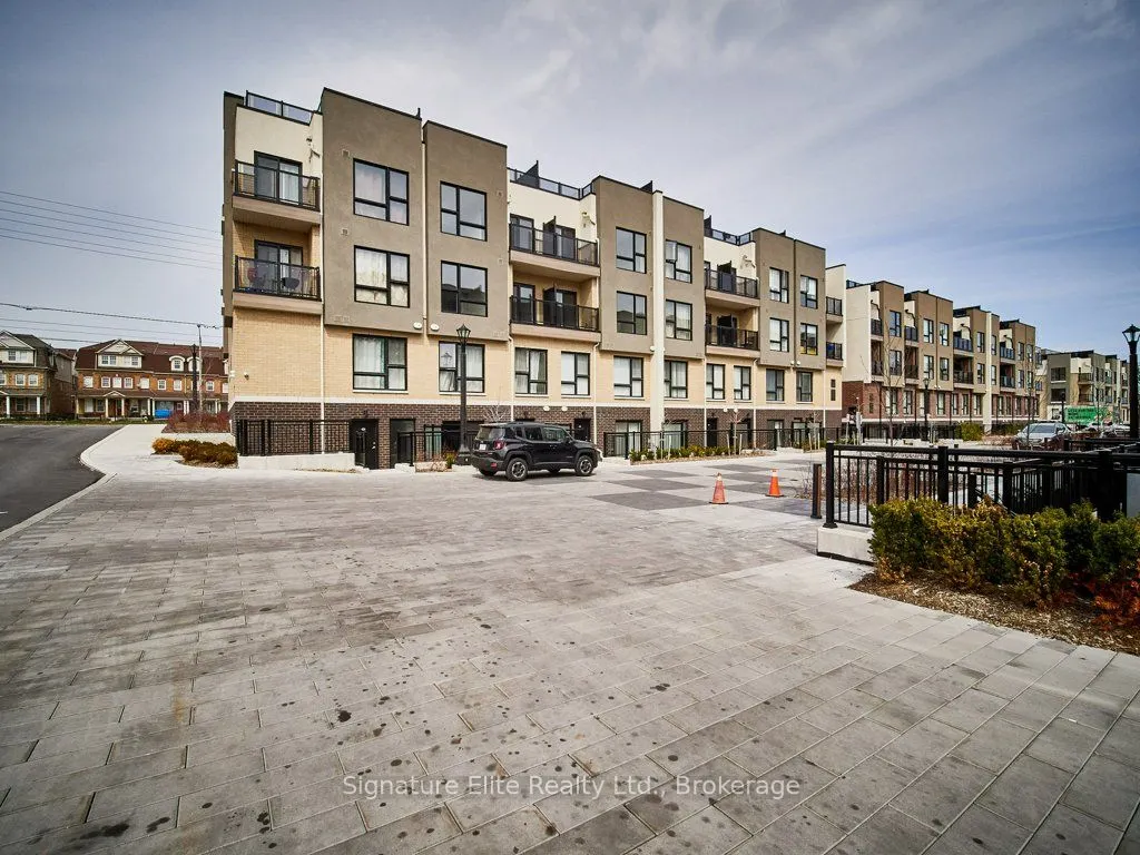 515 Kingbird Grove, #303