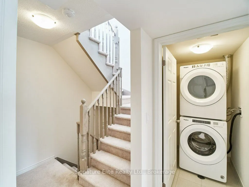 515 Kingbird Grove, #303