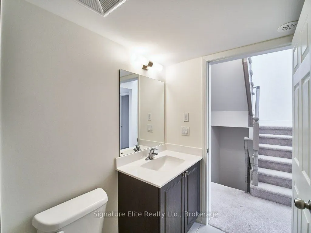 515 Kingbird Grove, #303