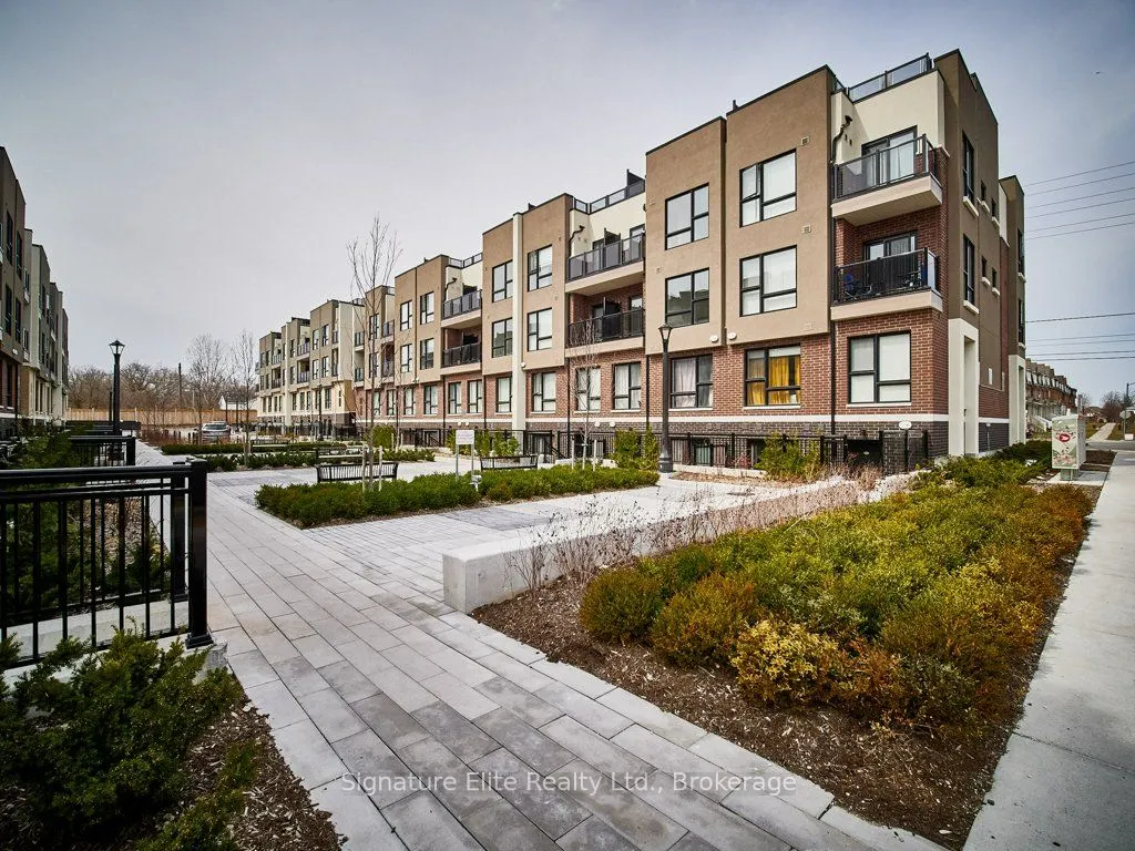 515 Kingbird Grove, #303