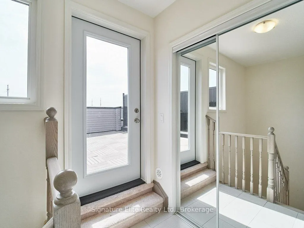 515 Kingbird Grove, #303