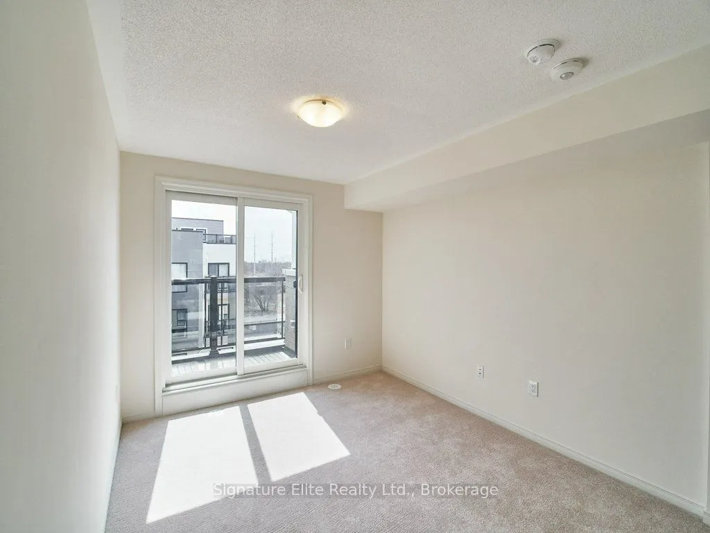 515 Kingbird Grove, #303