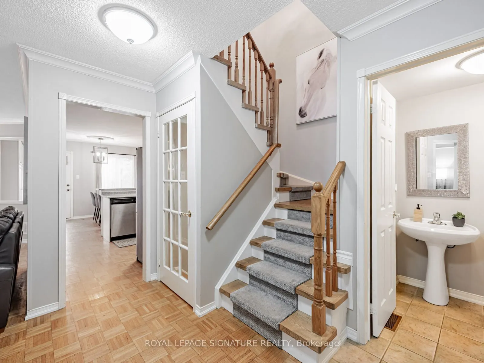 7 Knox Crescent