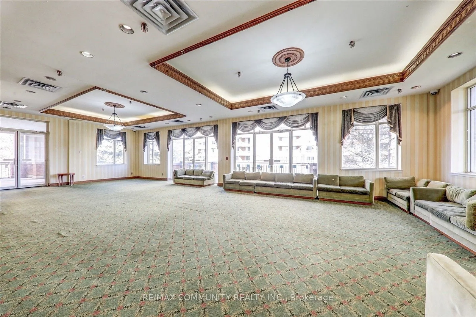 430 Mclevin Avenue #1008