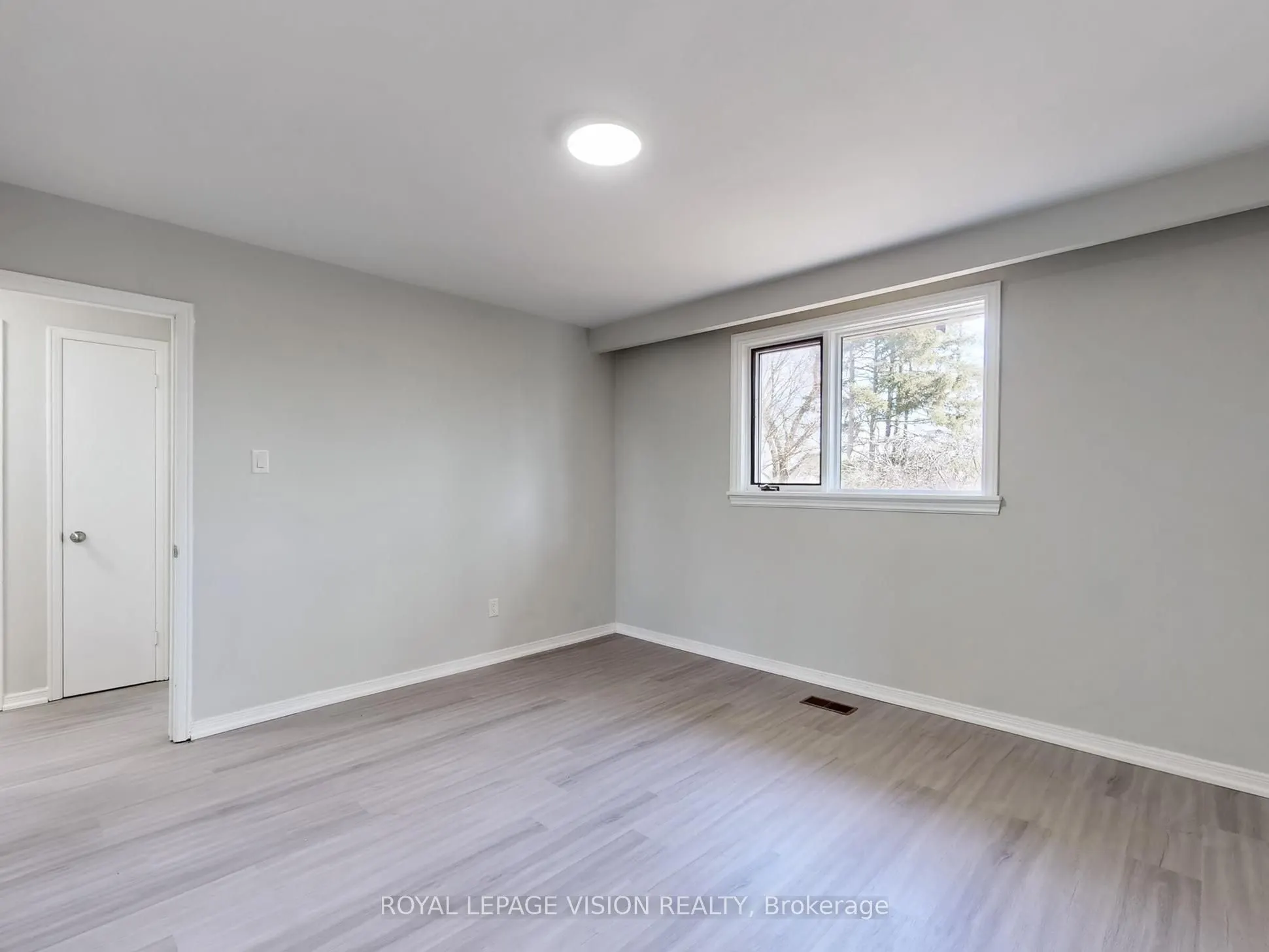 27 Westcroft Drive