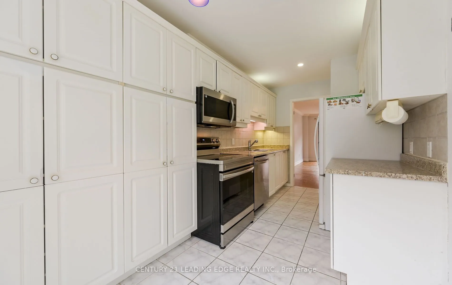 28 Livingston Road, #70