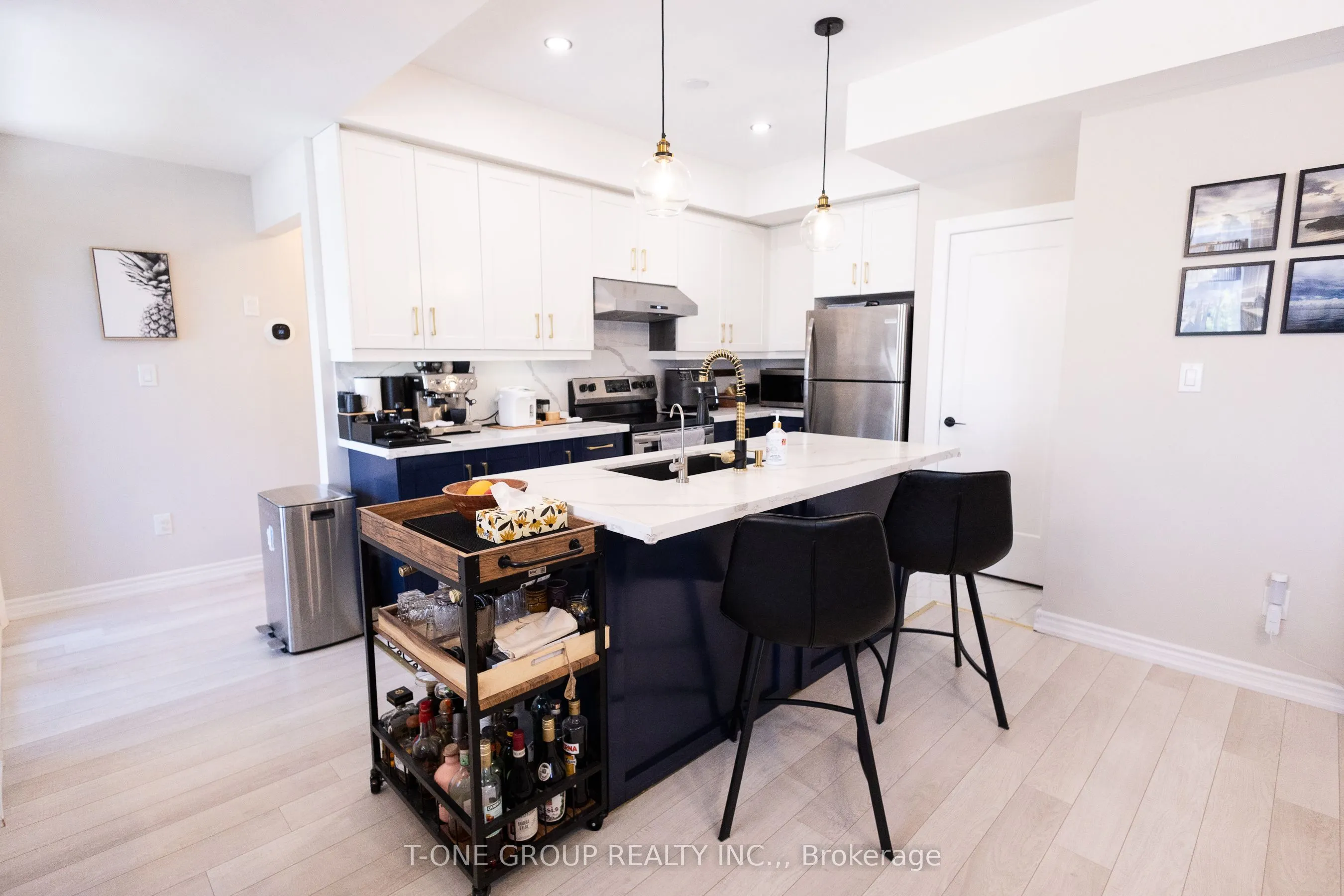 2728 William Jackson Drive, #7