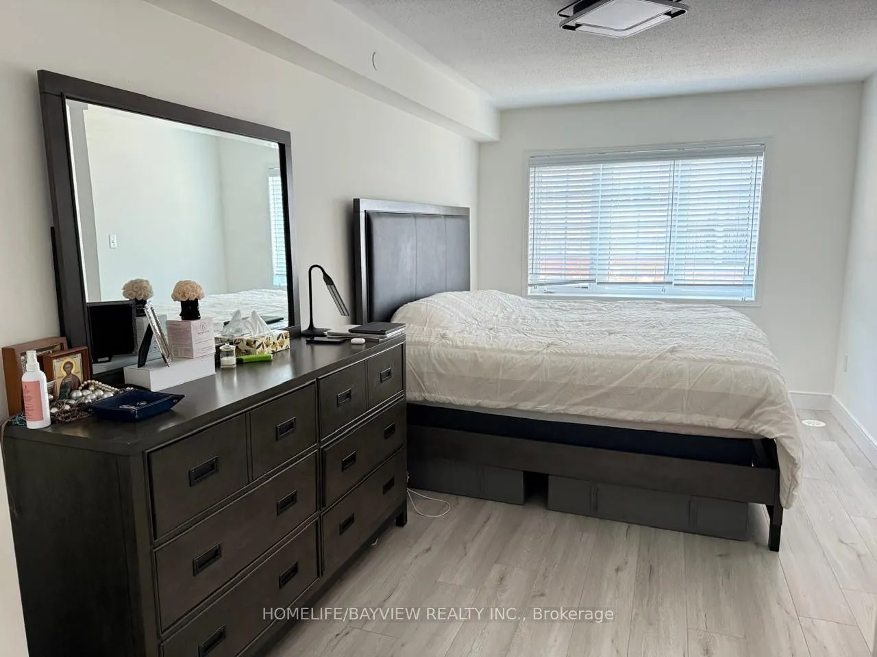 2491 Rosedrop Path Street, #276