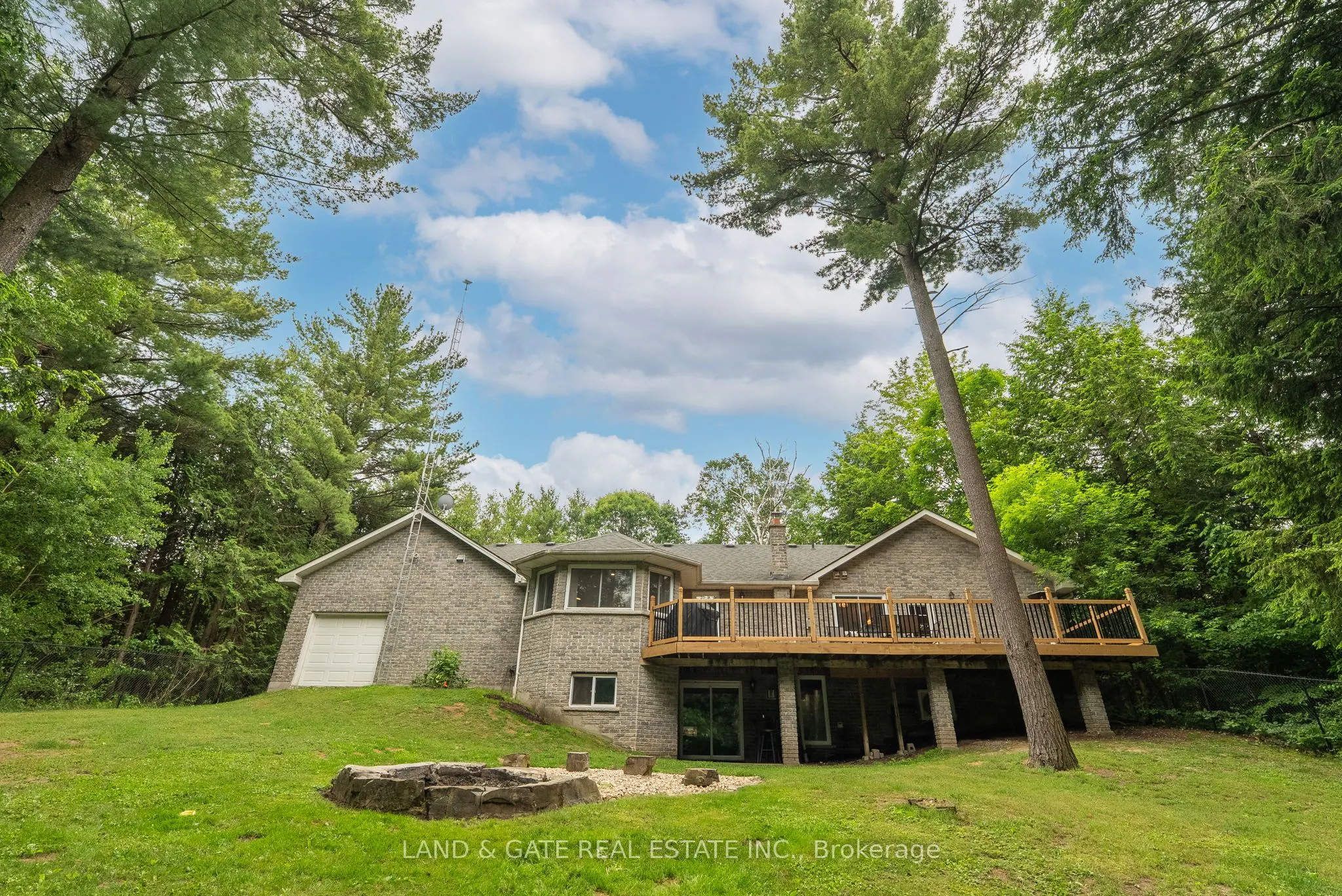 9015 Mosport Road