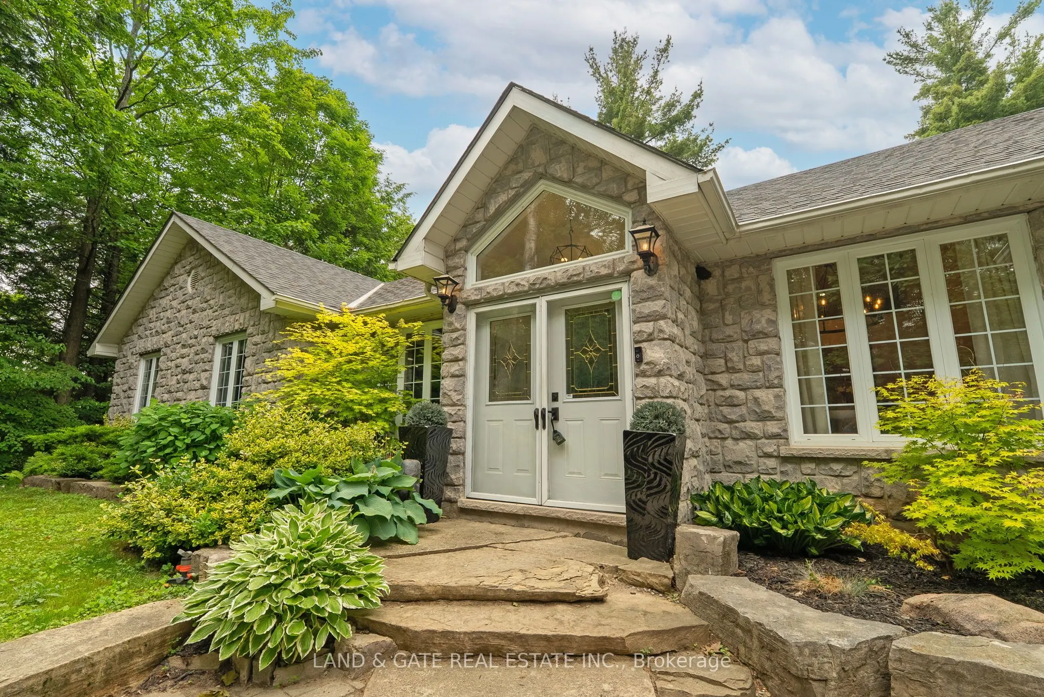 9015 Mosport Road
