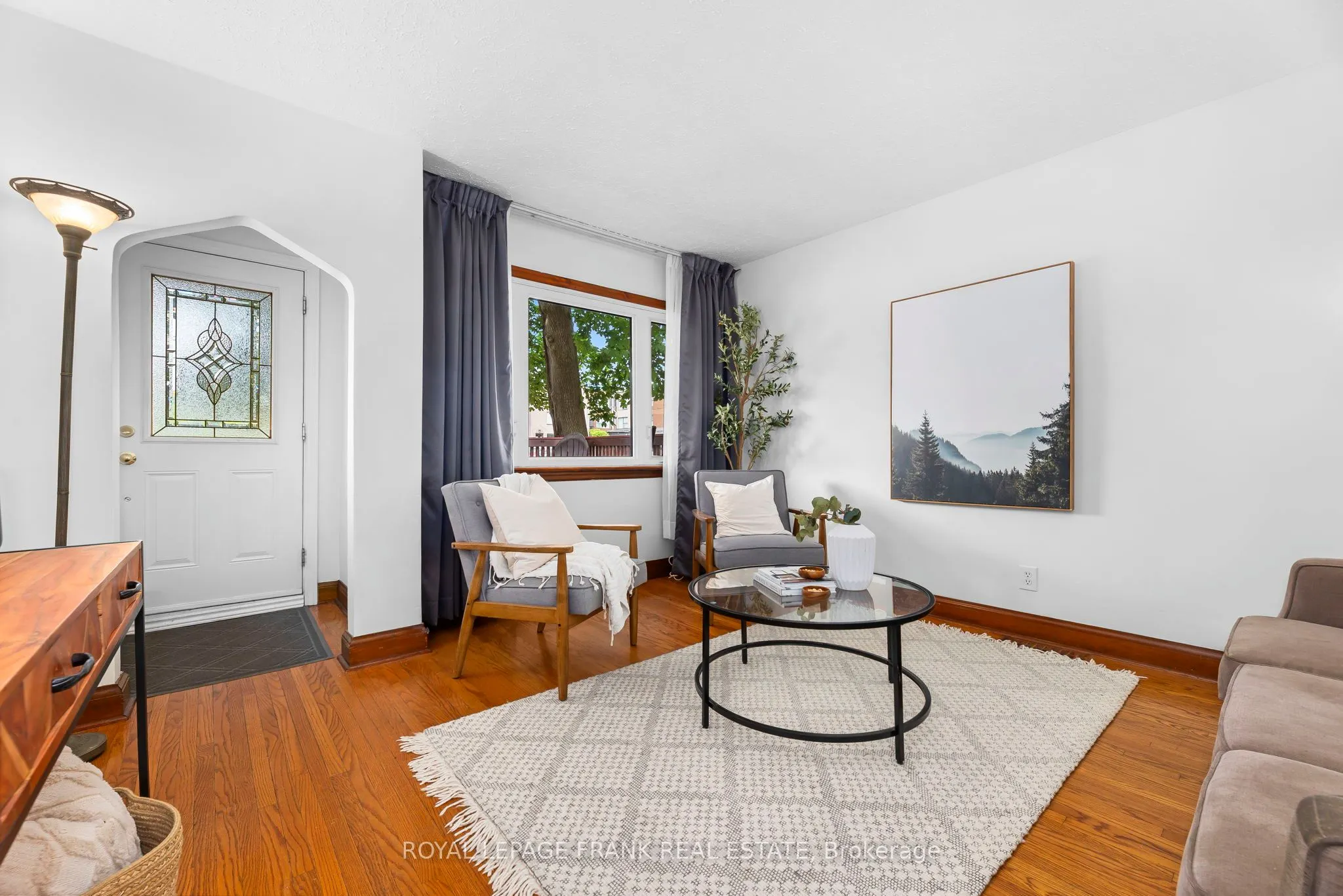 63 Park Road N