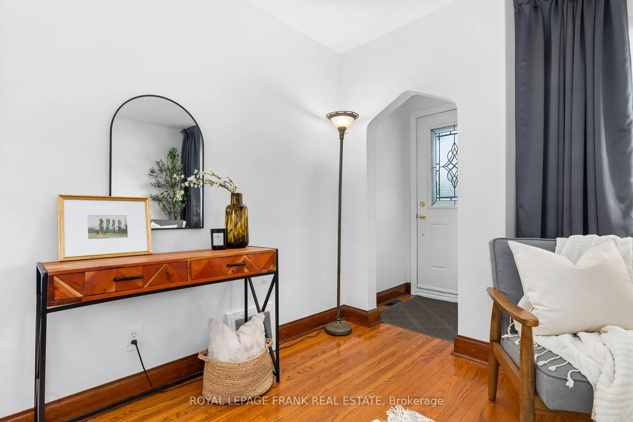 63 Park Road N