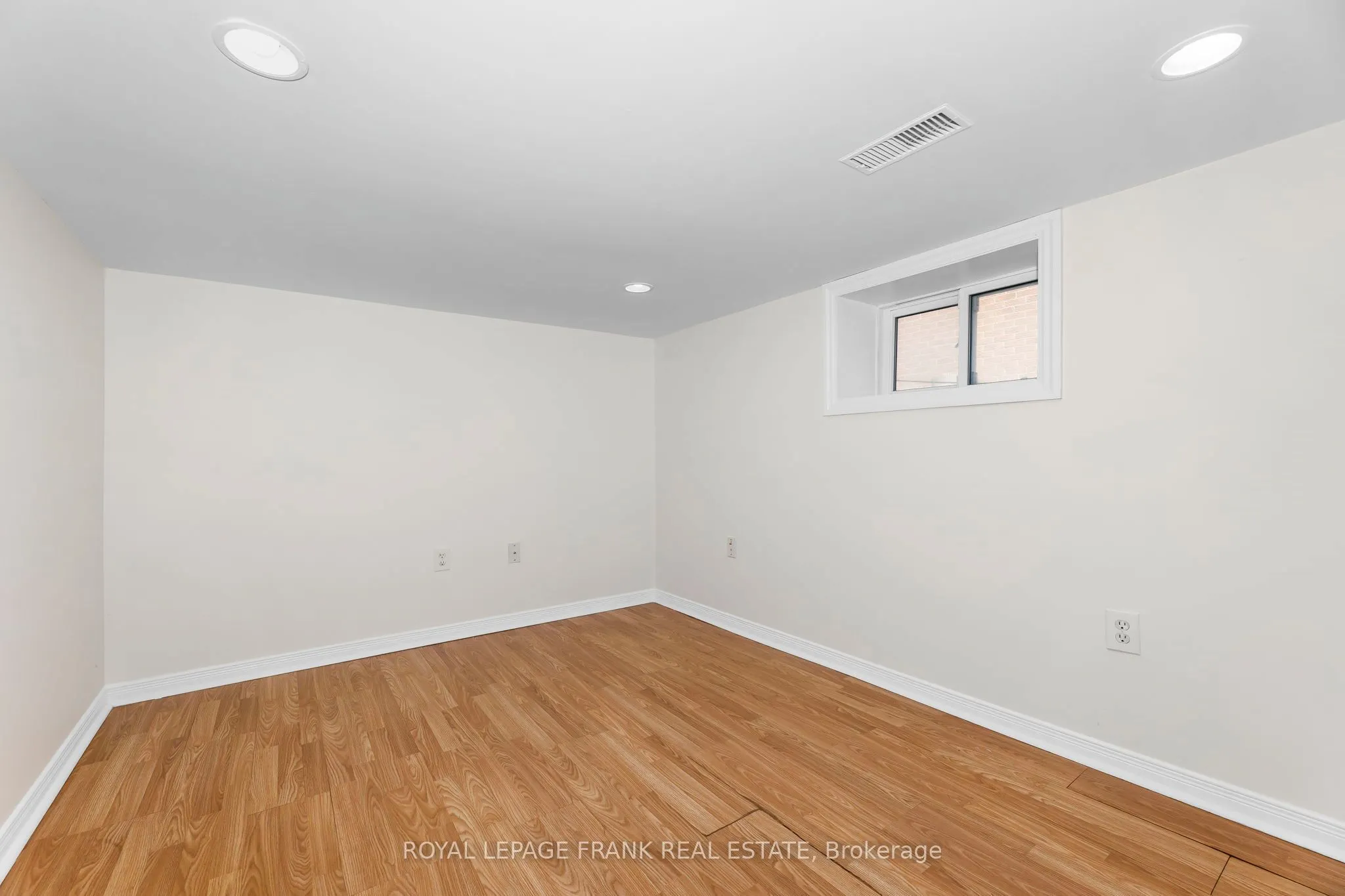 63 Park Road N