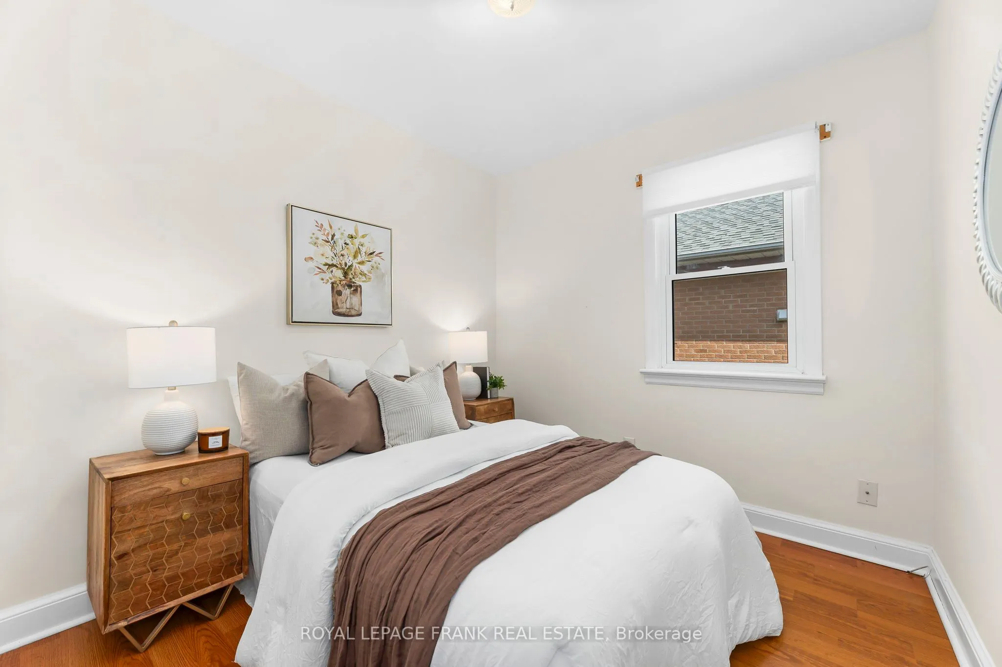 63 Park Road N