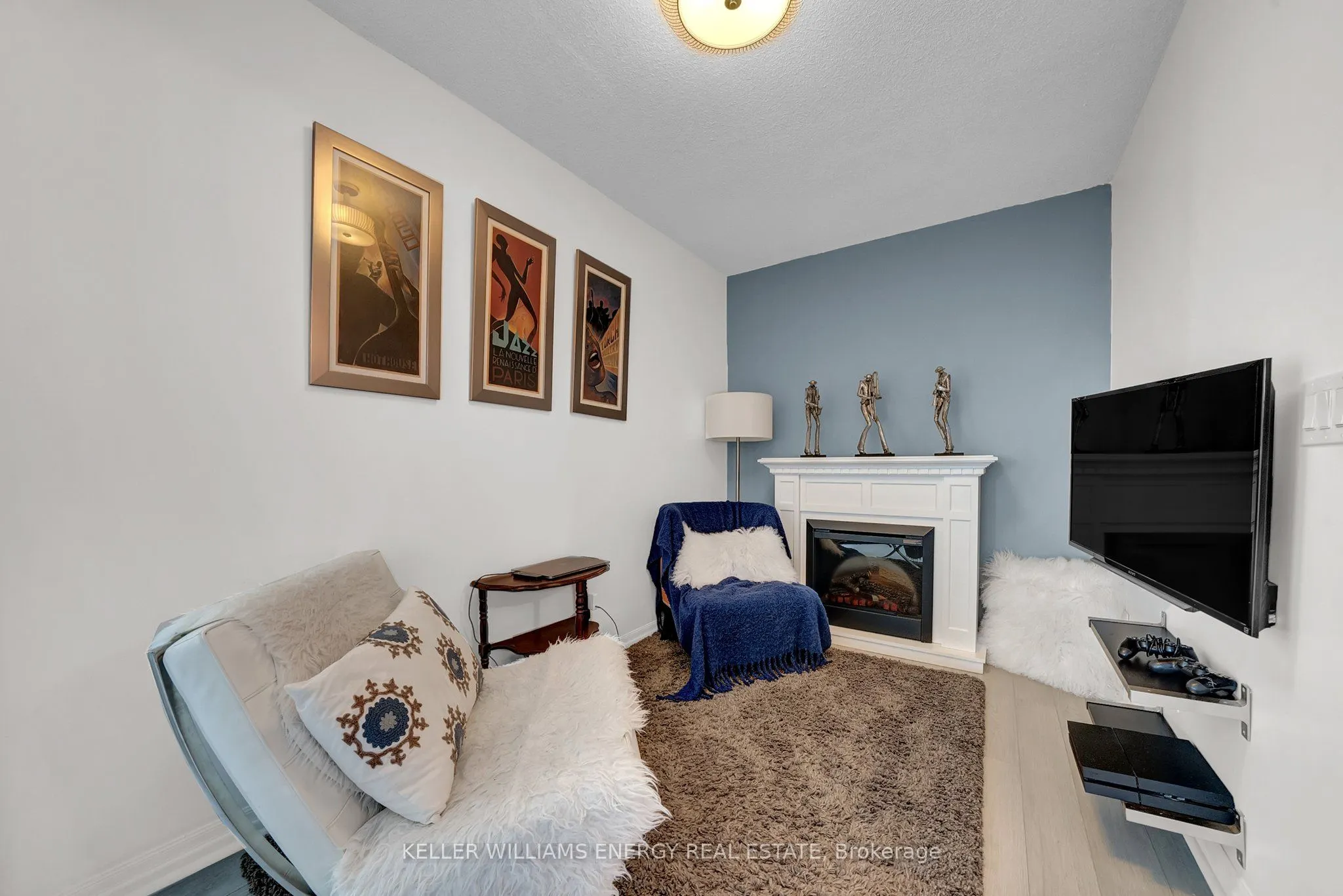 1600 Charles Street, #1012