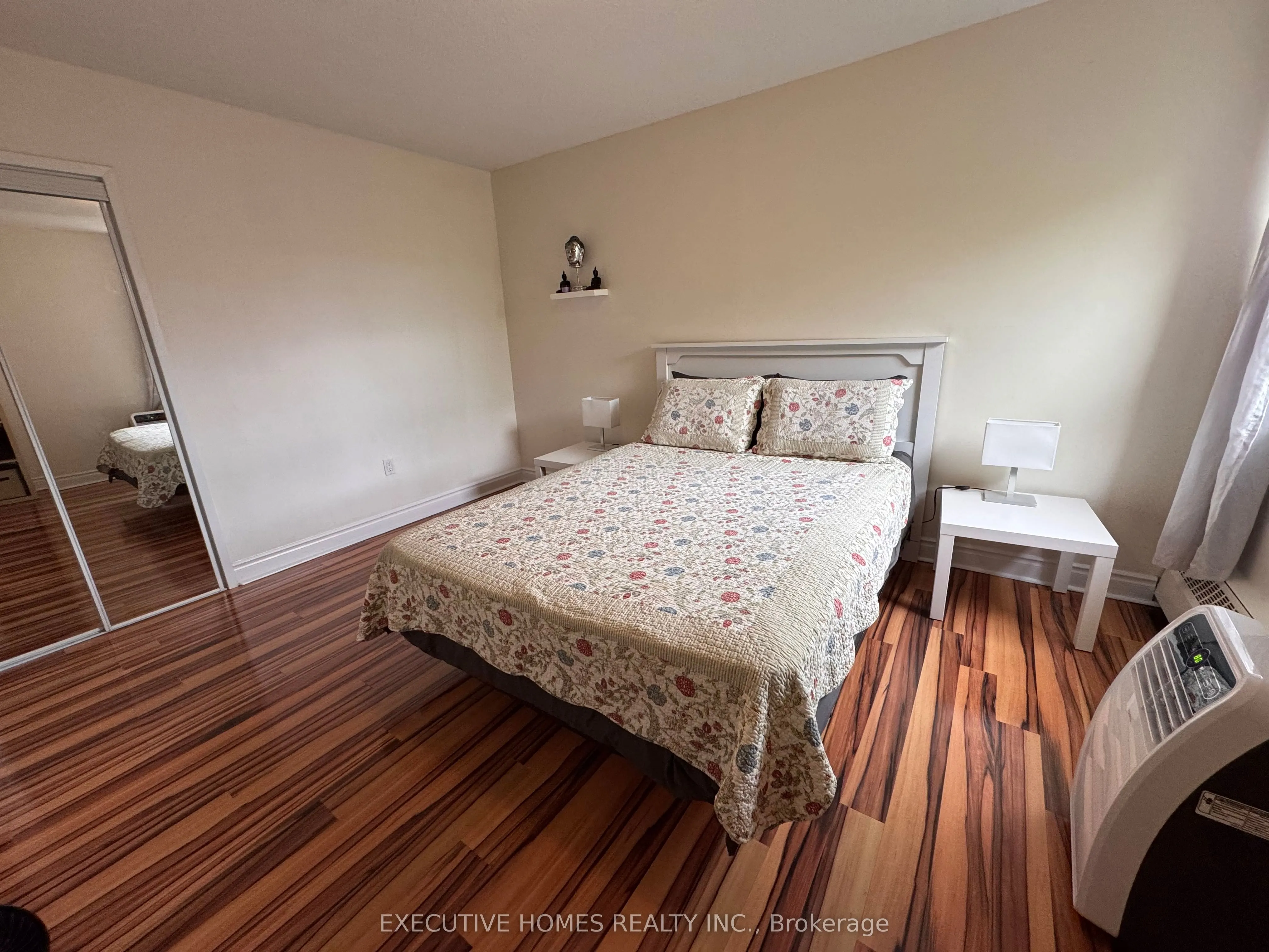 900 Glen Street, #414