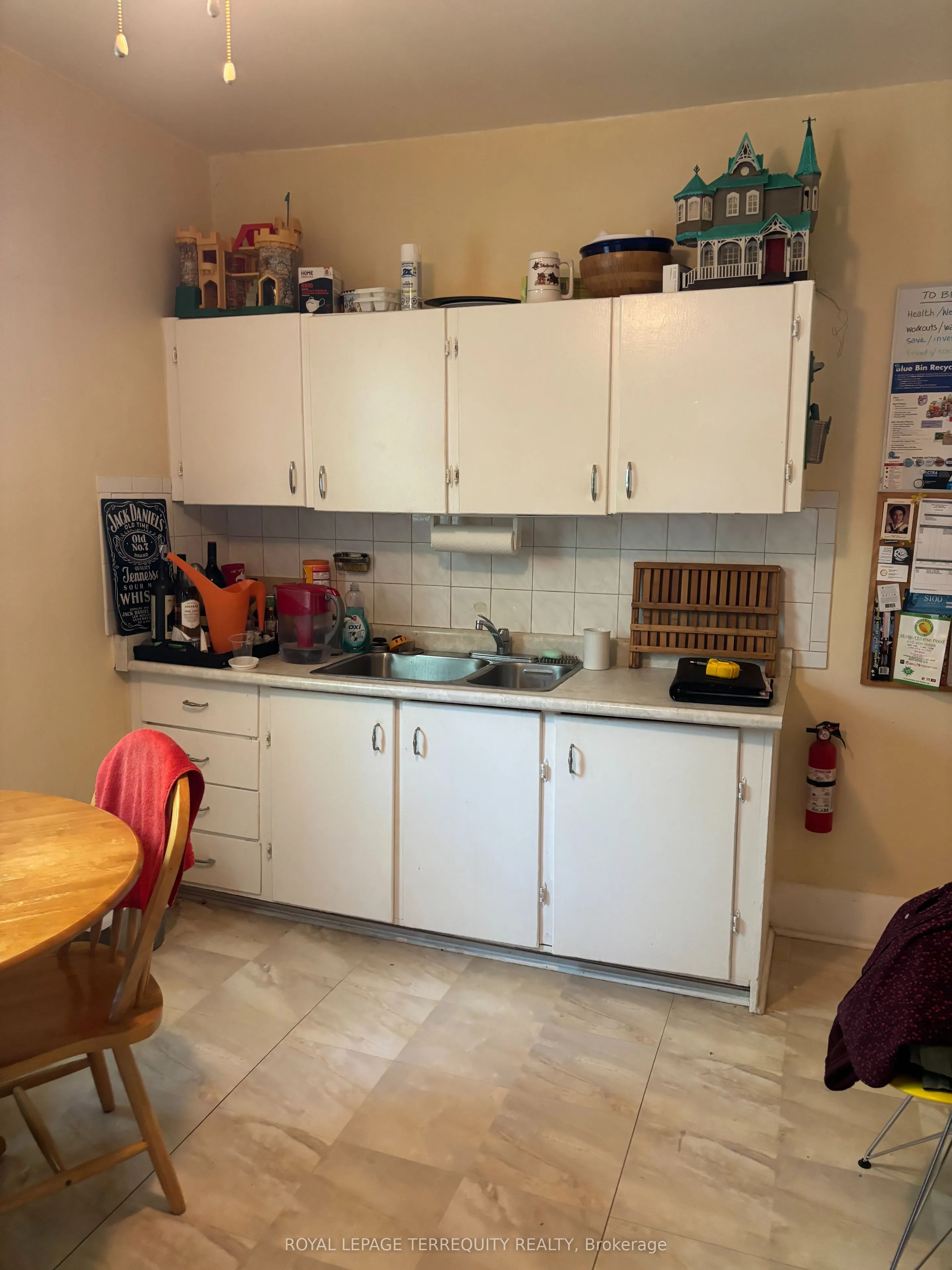 85 Linsmore Crescent