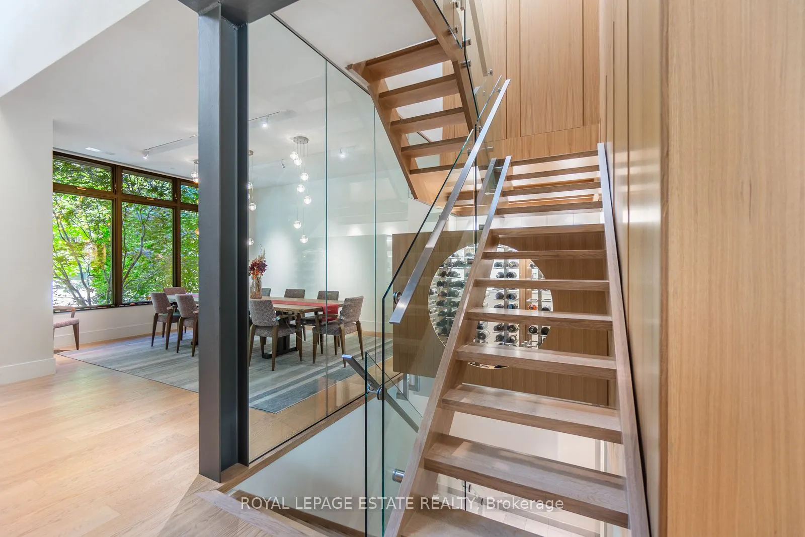11 Pine Crescent