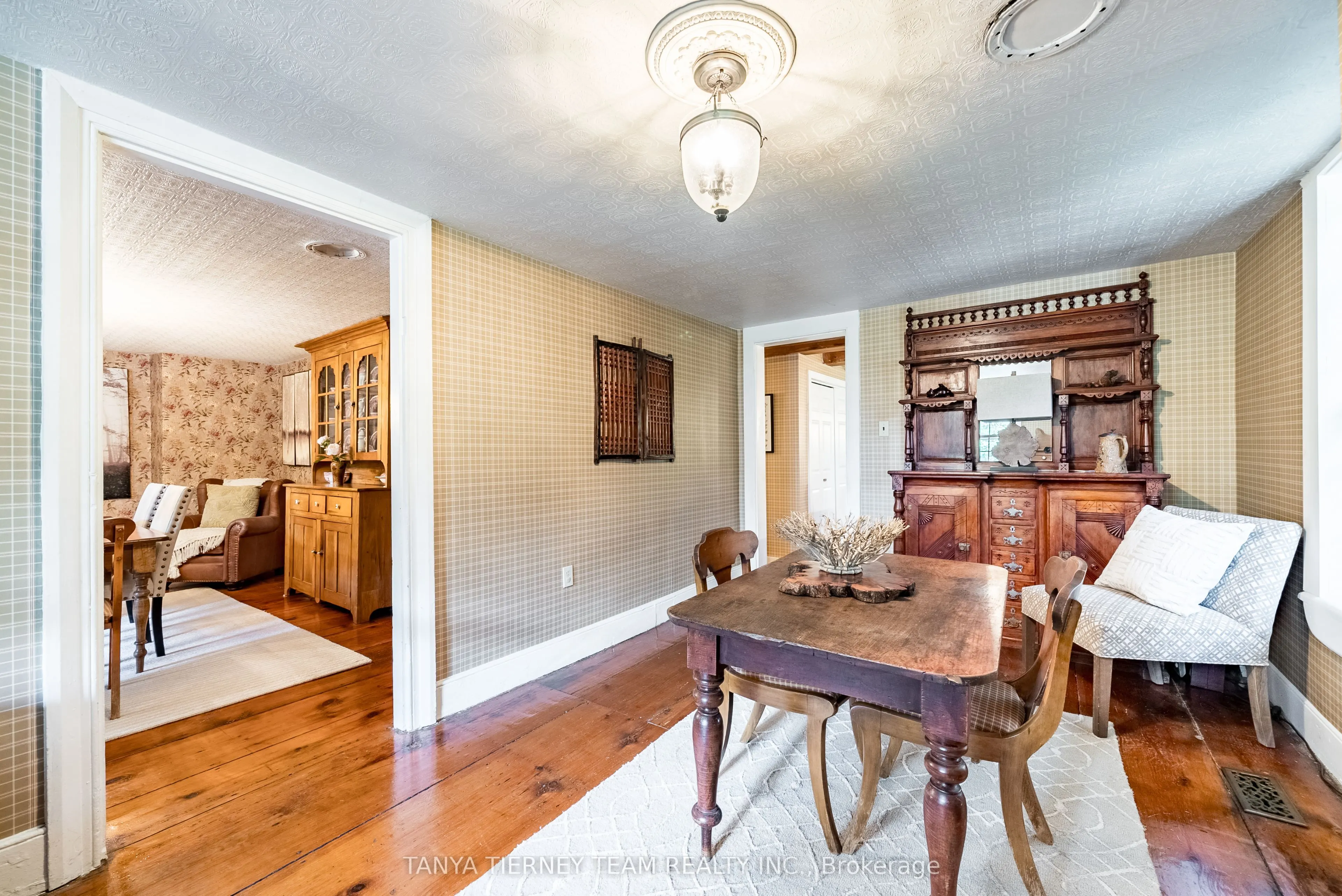 130 Myrtle Road E