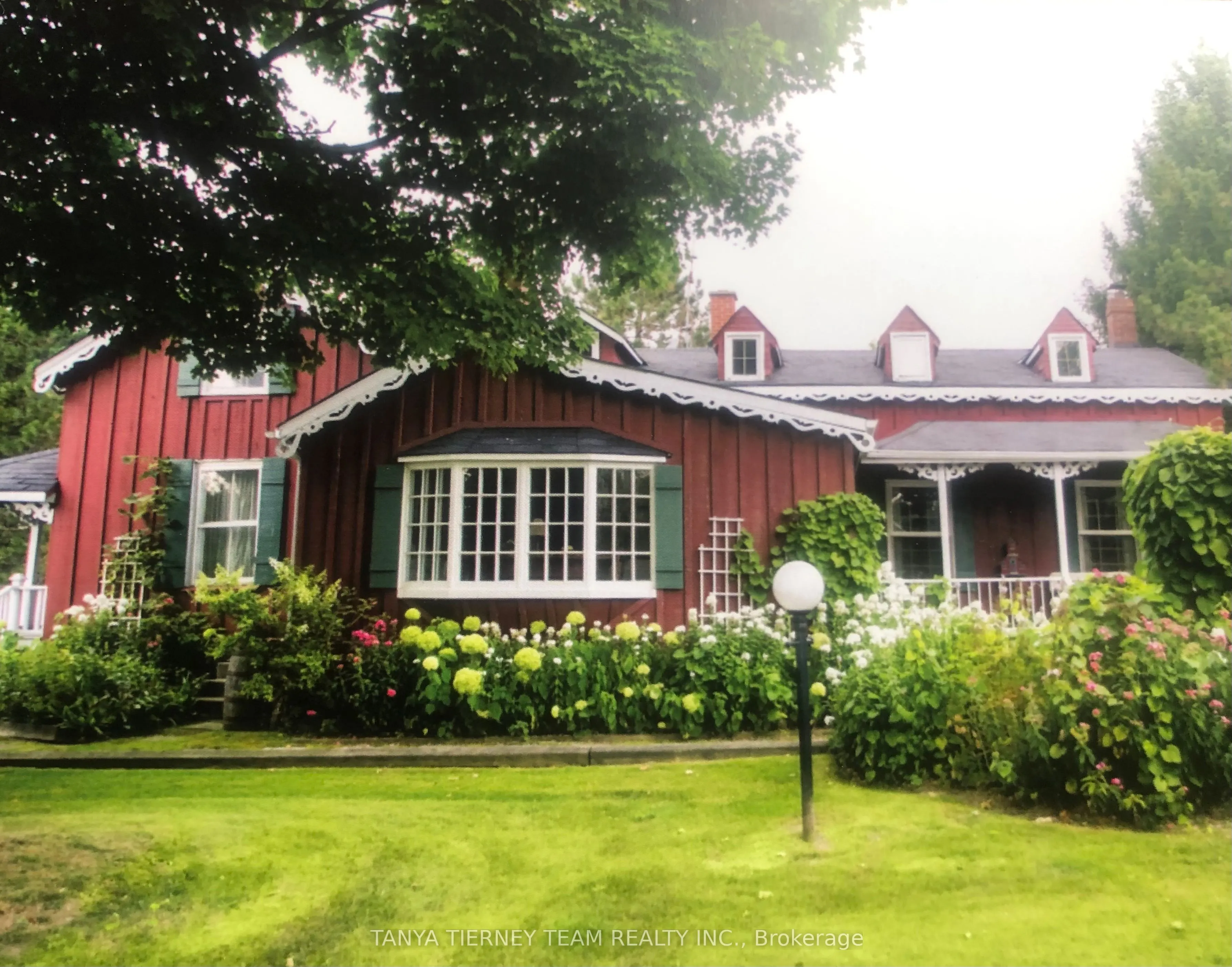 130 Myrtle Road E