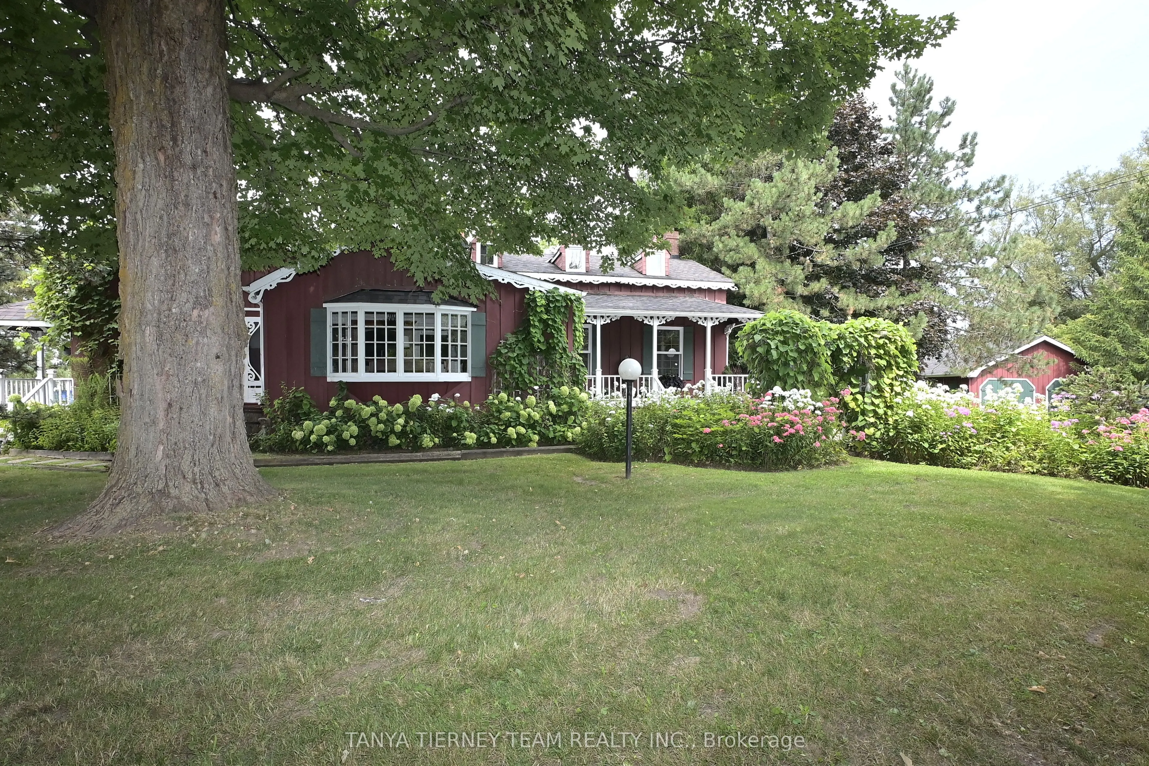 130 Myrtle Road E