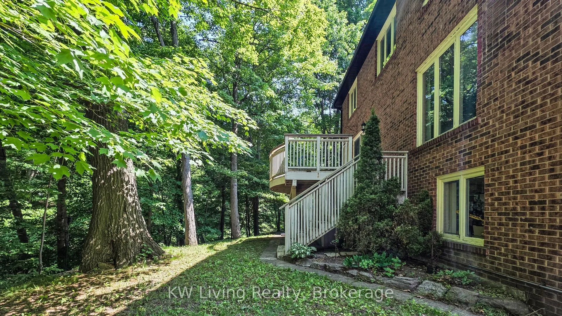 17 Woodvale Crescent