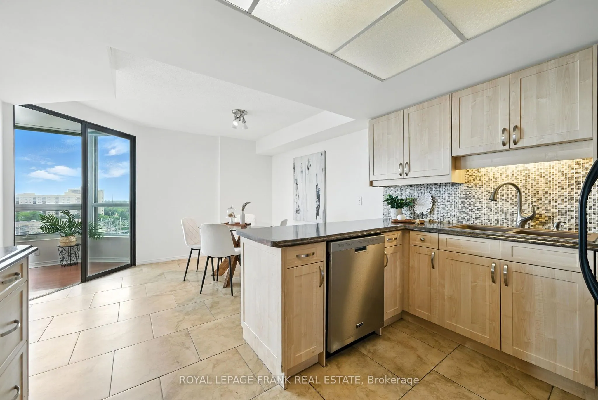 700 Wilson Road N, #804